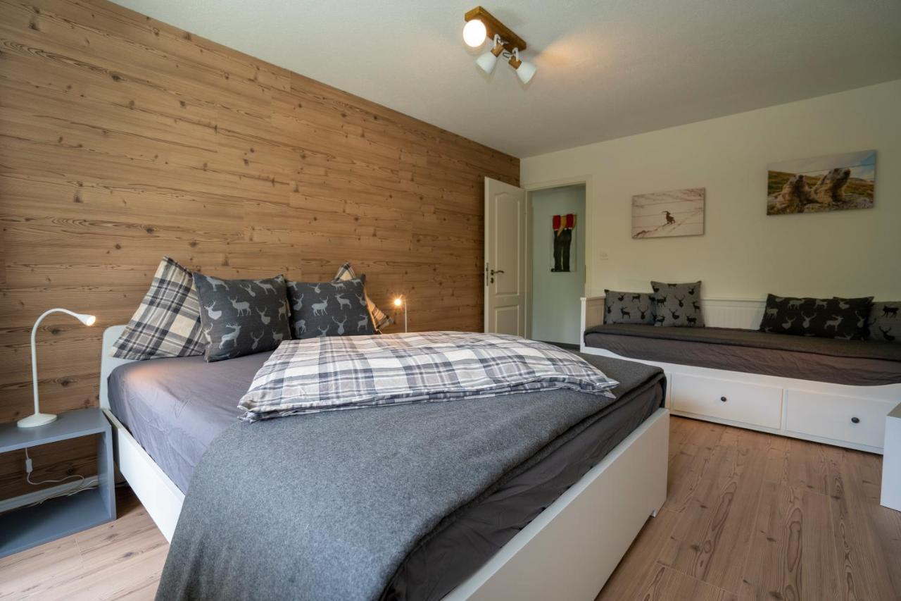Aaa Chalet Allegra Rojo With Mountain View Scuol Exterior photo